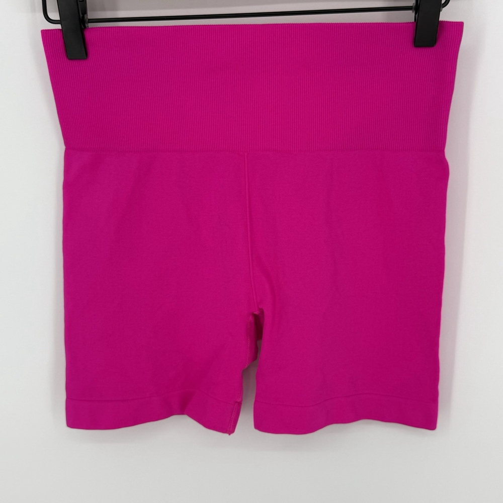 Zyia Active Bright Neon Pink Compression Biker Shorts 5" Inseam Womens Medium